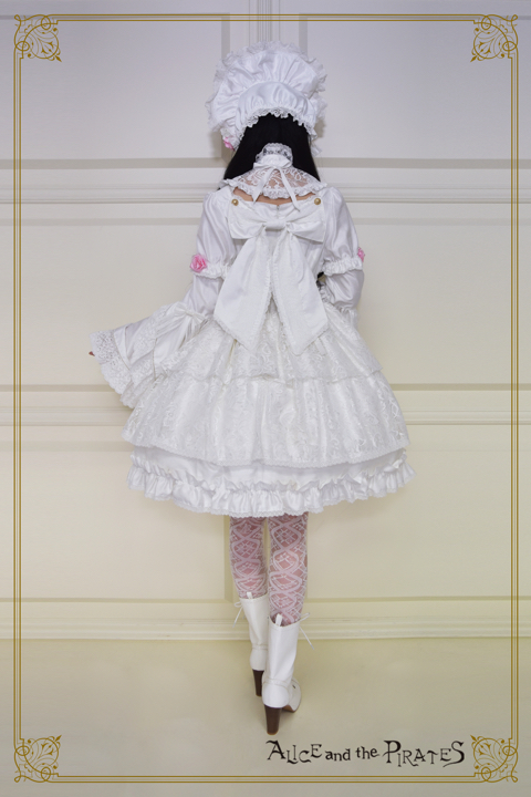 ALICE and the PIRATES新宿店 移転リニューアル1周年記念Special企画 