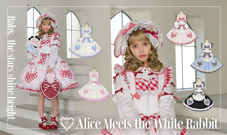 Alice Meets the White Rabbit